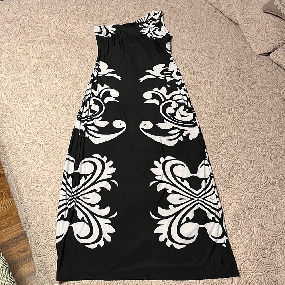Milano S Black & White One Shoulder Long Dress